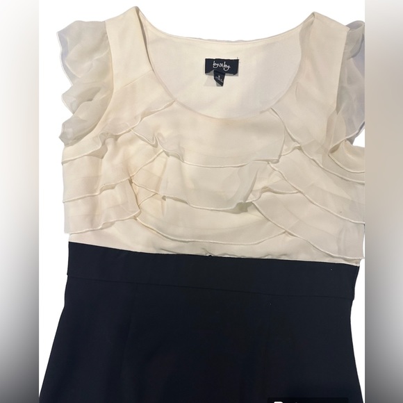 By & By black & off white knee length dress 👗 - Picture 6 of 7